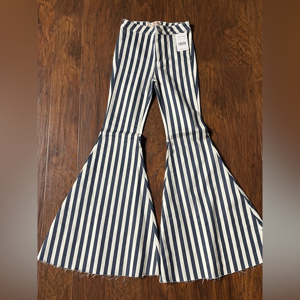 Free People size flare pants size 24